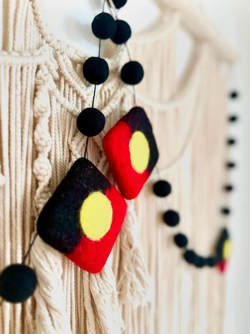 Felt Flag Garland product image 3